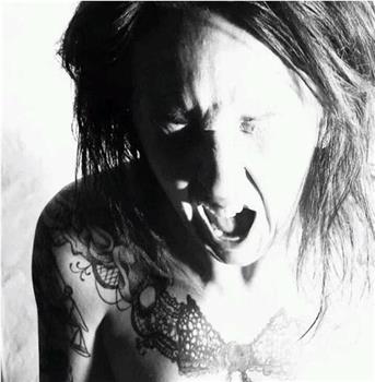 A Black Heart In White Hell观看